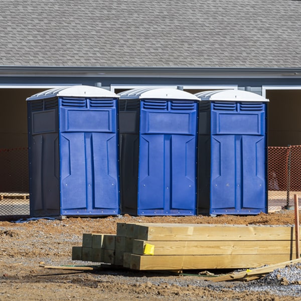 what is the cost difference between standard and deluxe portable toilet rentals in Franklin